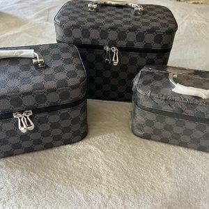 Cosmetic bag NEW 🥰